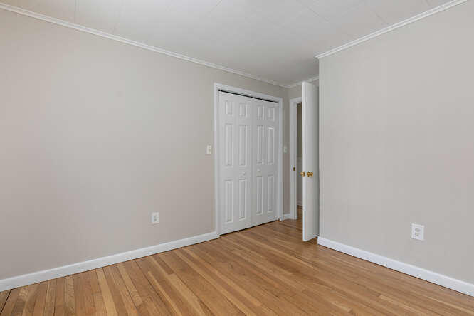 22 Intervale Road Kennebunk, ME 04043 - Photo 16 of 38 22 Intervale Rd Kennebunk ME-small-015-0