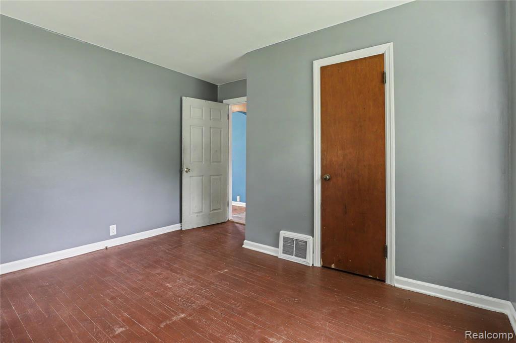 5388 Davison Road Lapeer, MI 48446 - Photo 46 of 48