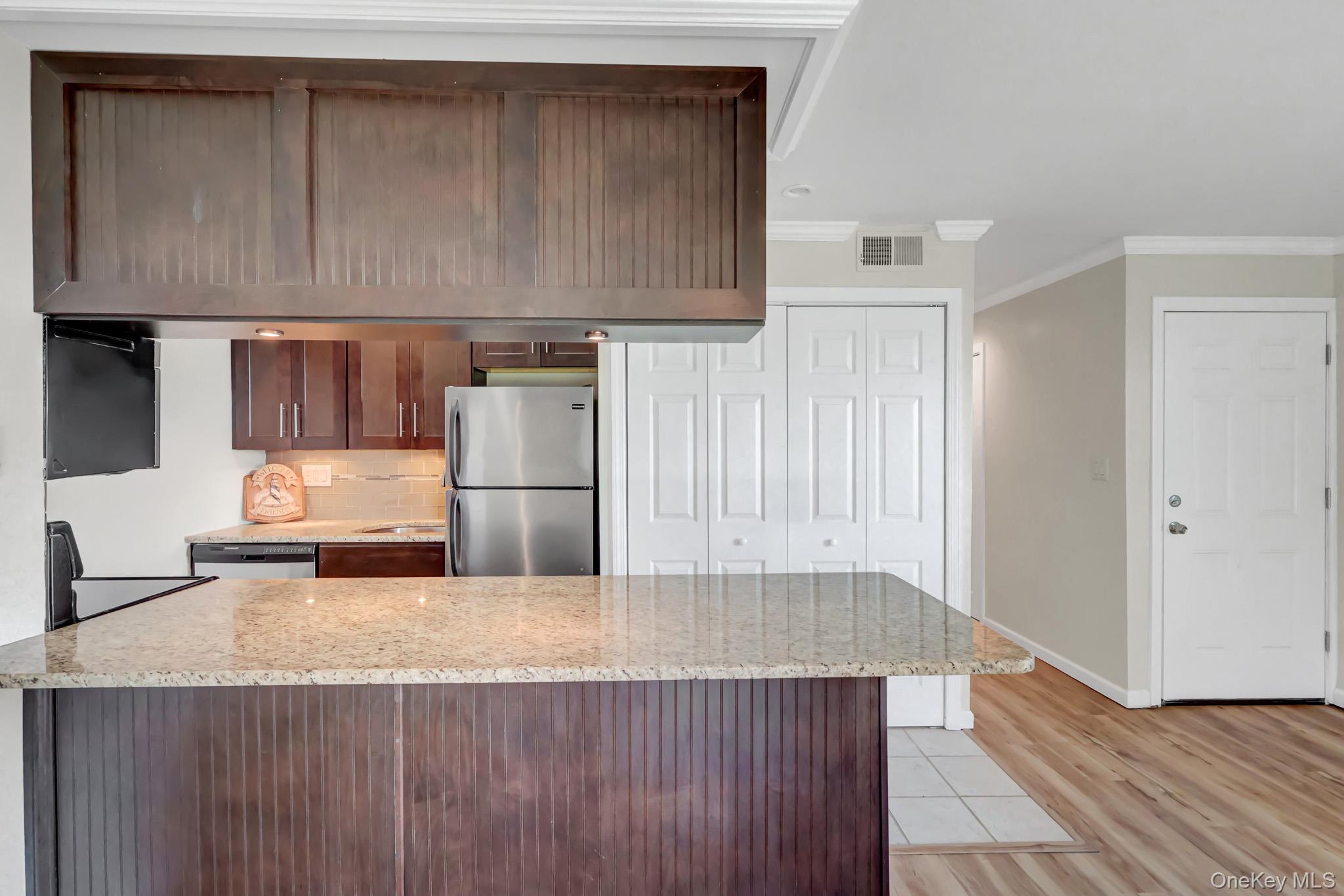 1 Anchorage Way, Unit 601 Freeport, NY 11520 - Photo 25 of 38