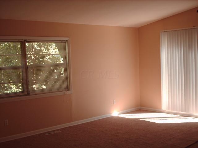 967 Afton Road Columbus, OH 43221 - Photo 3 of 7 Gallery Image 3