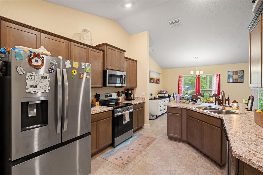 18336 Macek Road Weeki Wachee, FL 34614 - Photo 10 of 49