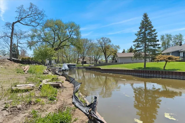 a view of a lake with houses