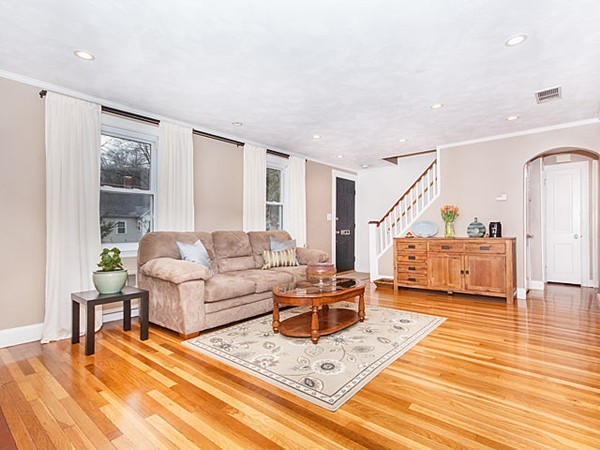 66 Margaret Road Newton, MA 02461 - Photo 5 of 18