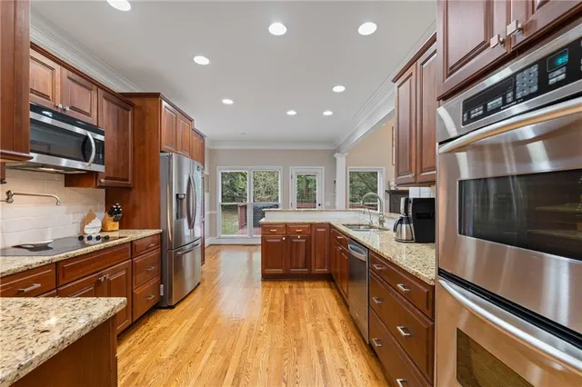 $750,000 | 3505 Chartwell Drive, Suwanee, GA 30024