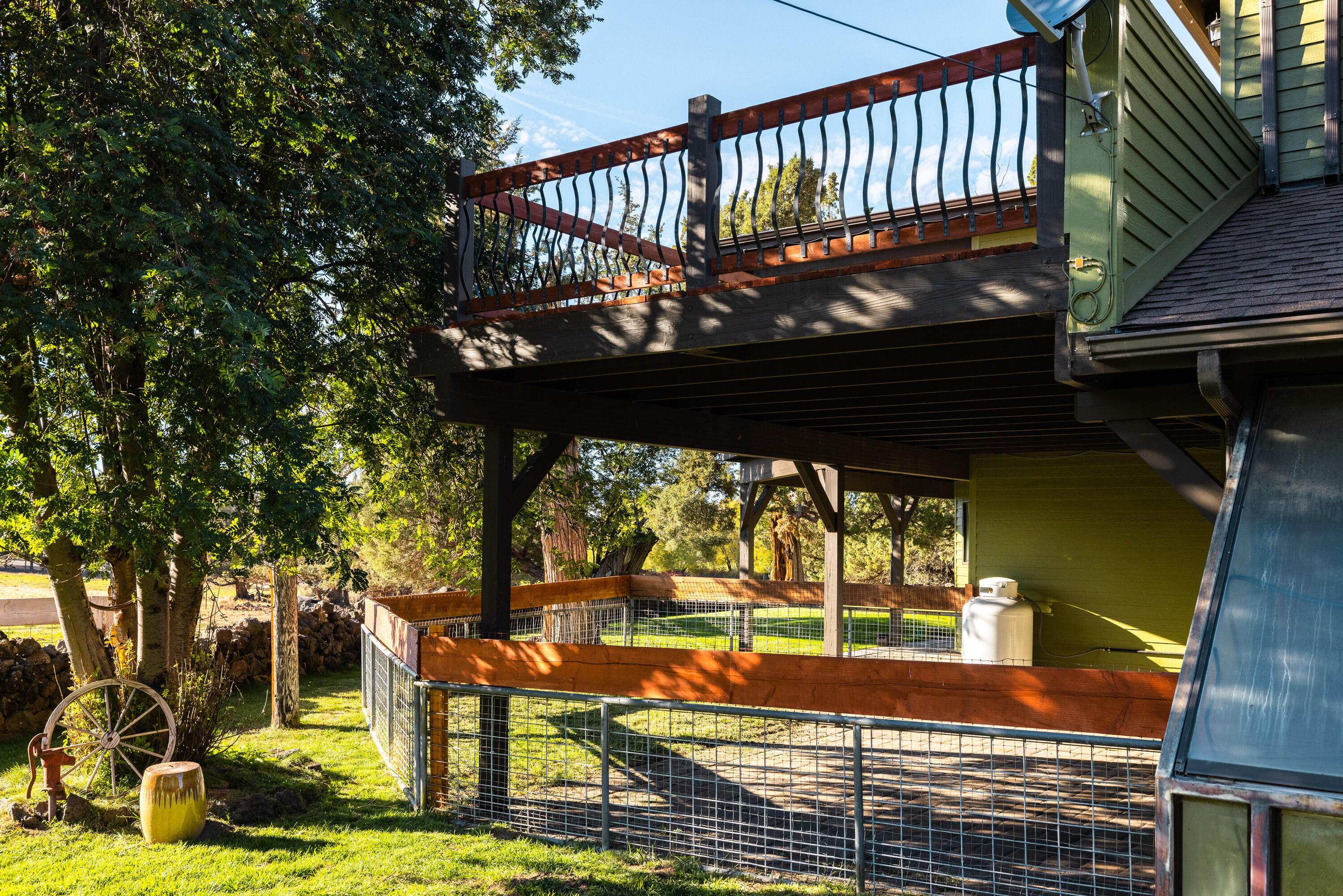 23321 Alfalfa Market Road Bend, OR 97701 - Photo 48 of 76 a view of a balcony with an outdoor space
