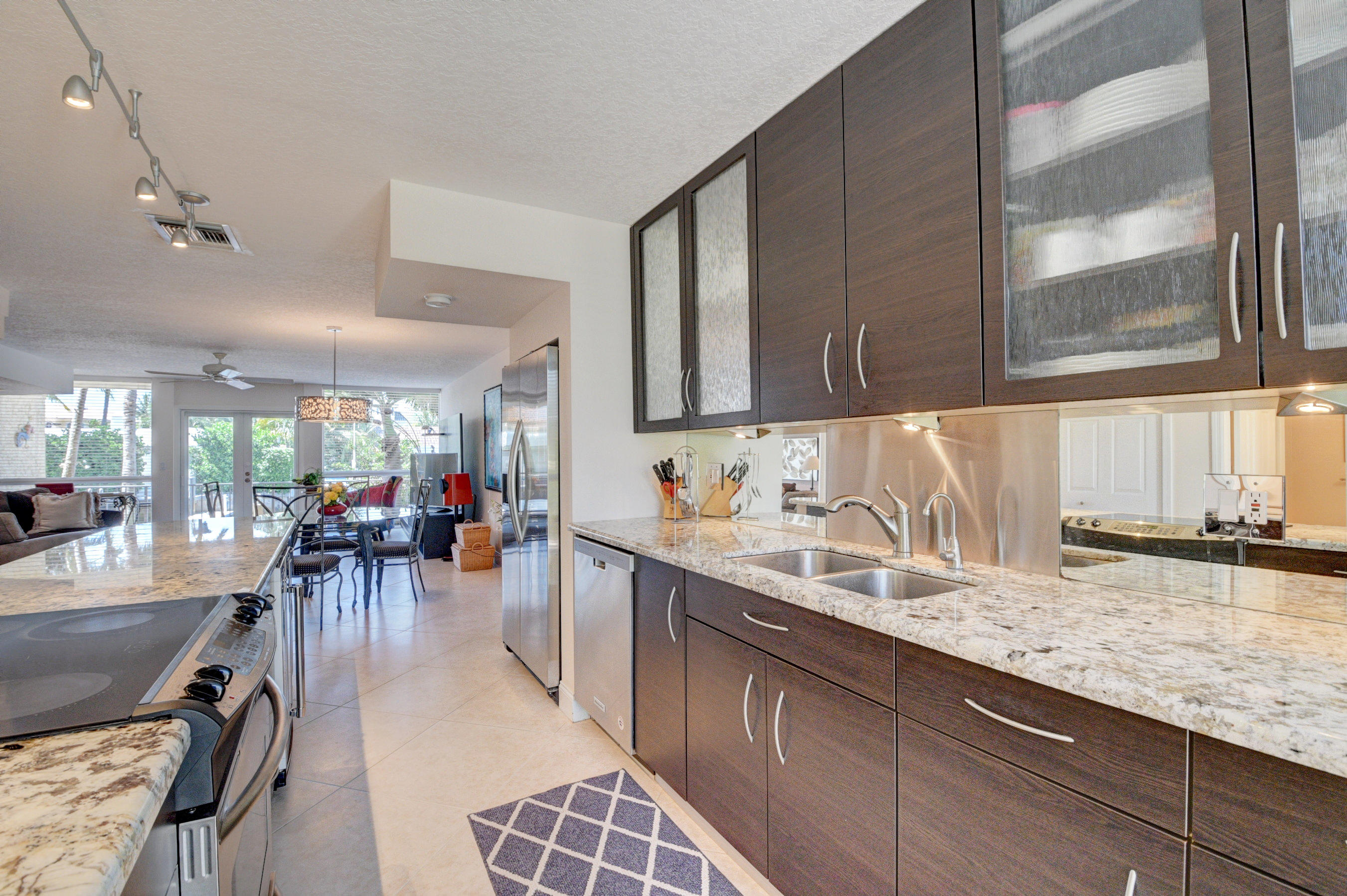 780 Jeffery Street, Unit 1 Boca Raton, FL 33487 - Photo 15 of 53 DSC_4340_1_2_3_4
