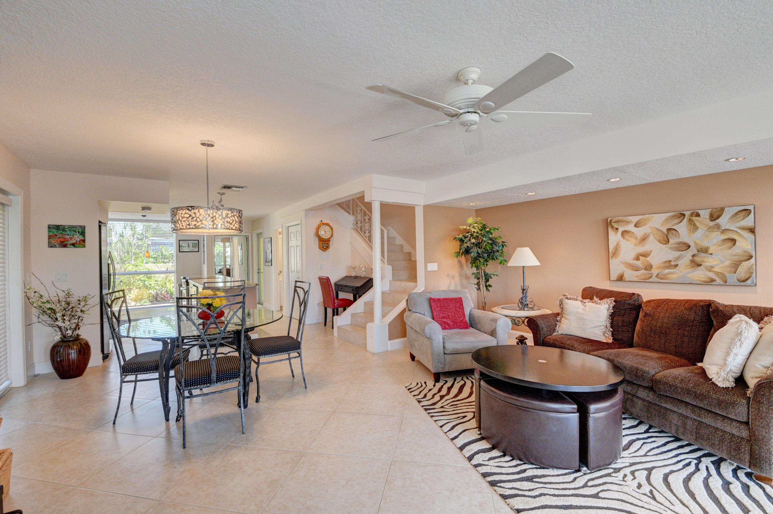780 Jeffery Street, Unit 1 Boca Raton, FL 33487 - Photo 9 of 53 DSC_4385_6_7_8_9