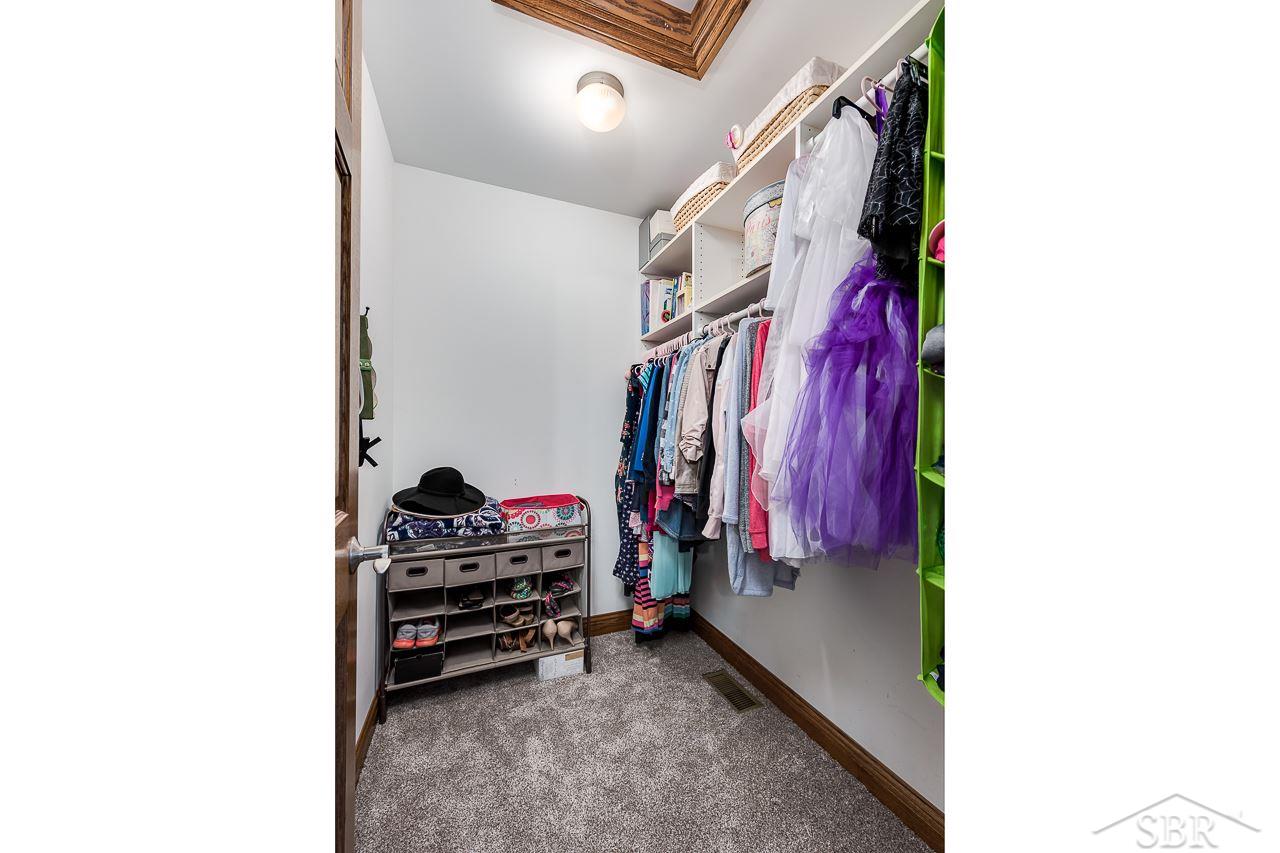 886 Schust Road Saginaw, MI 48604 - Photo 27 of 34 31395990-26.JPG