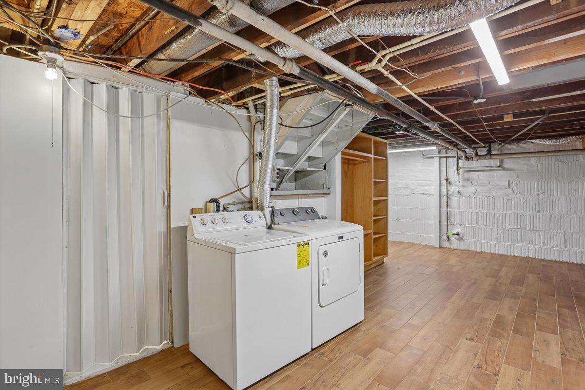 9501 Colesville Road Silver Spring, MD 20901 - Photo 55 of 71 Laundry