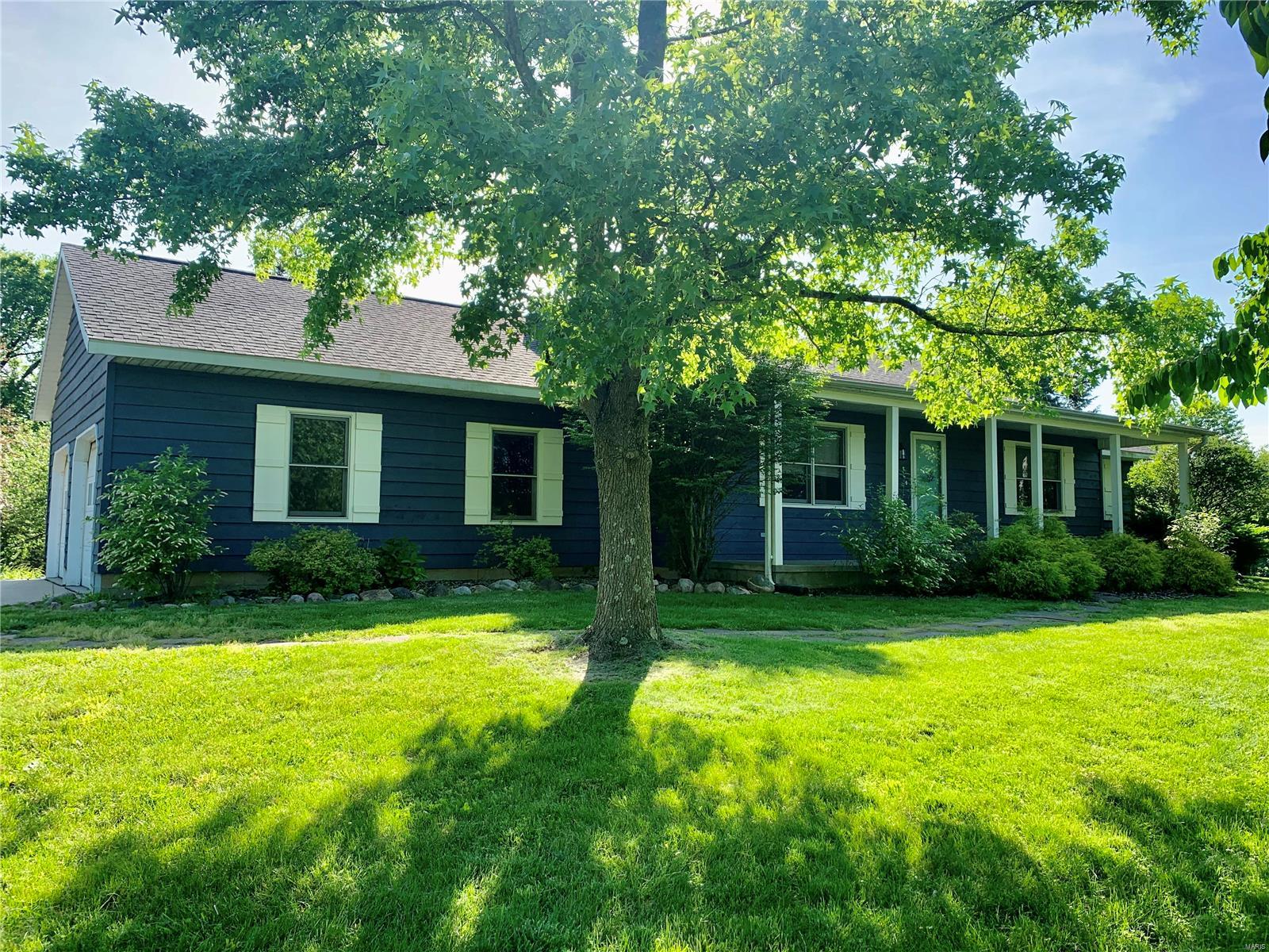 2413 Sneed Road Carbondale, IL 62902 - Photo 1 of 35