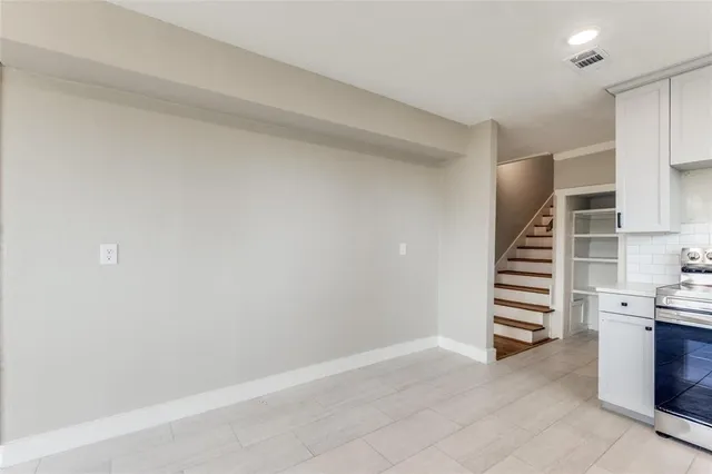 $2,500 | 3232 Farm To Market Road 1181, Ennis, TX 75119