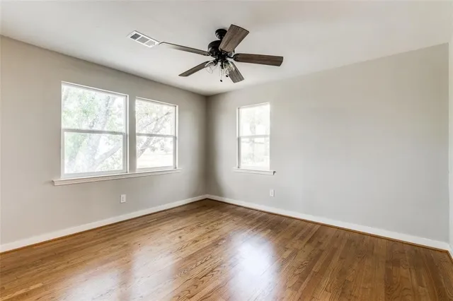 $2,500 | 3232 Farm To Market Road 1181, Ennis, TX 75119