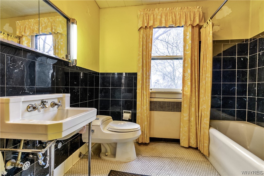 405 & 405 R Linwood Avenue Buffalo, NY 14209 - Photo 29 of 34