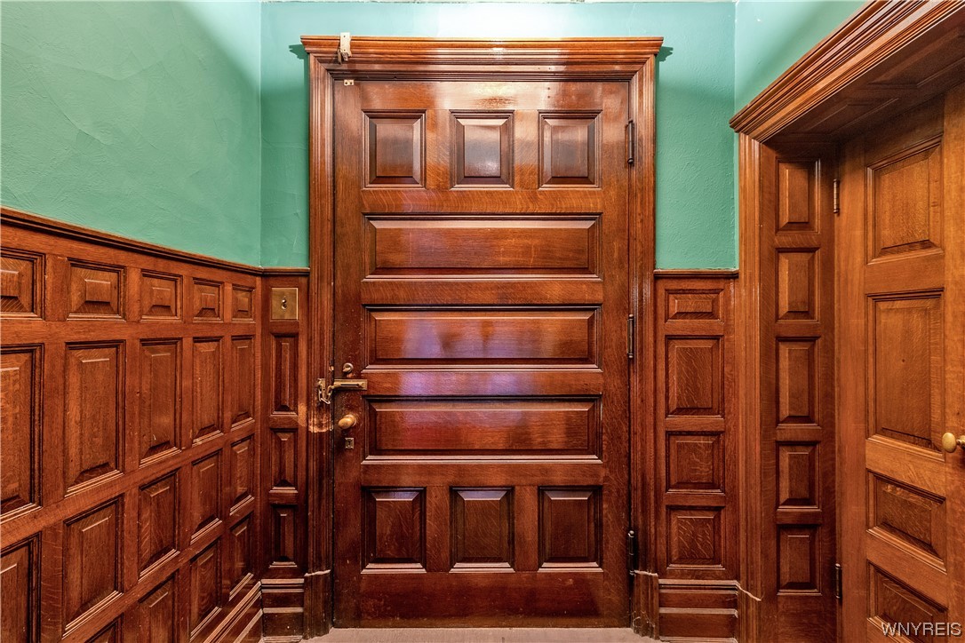 405 & 405 R Linwood Avenue Buffalo, NY 14209 - Photo 4 of 34