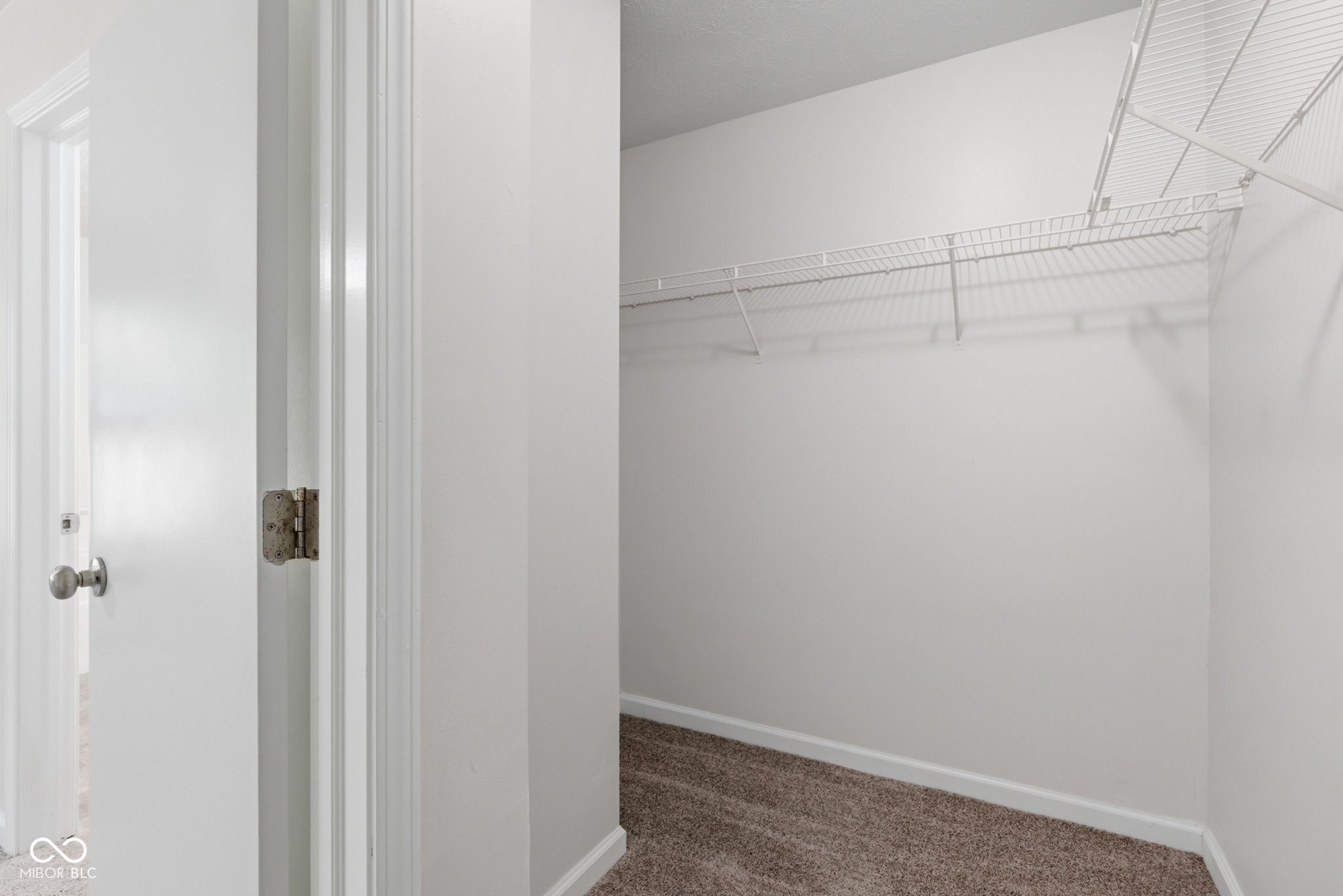 7502 Redcliff Road Indianapolis, IN 46256 - Photo 25 of 41 Gallery Image 25