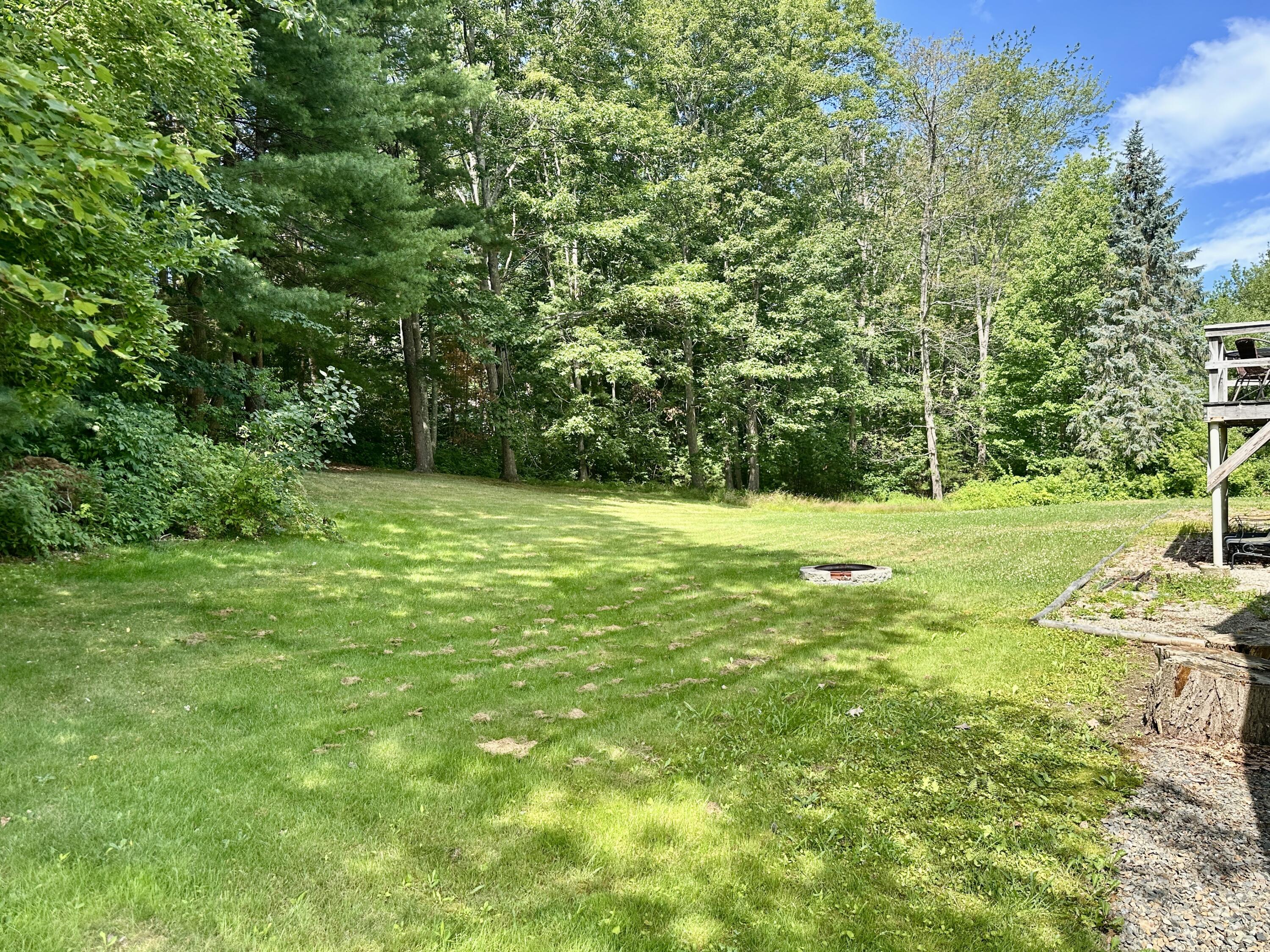 24 Sokokis Road Biddeford, ME 04005 - Photo 2 of 4 Private Backyard
