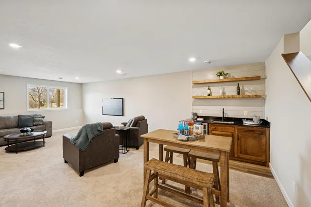 $494,900 | 7865 Kettering Creek, Greenfield, MN 55373