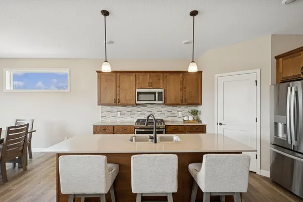 $489,900 | 7865 Kettering Creek, Greenfield, MN 55373