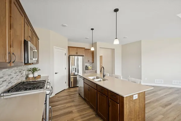 $489,900 | 7865 Kettering Creek, Greenfield, MN 55373