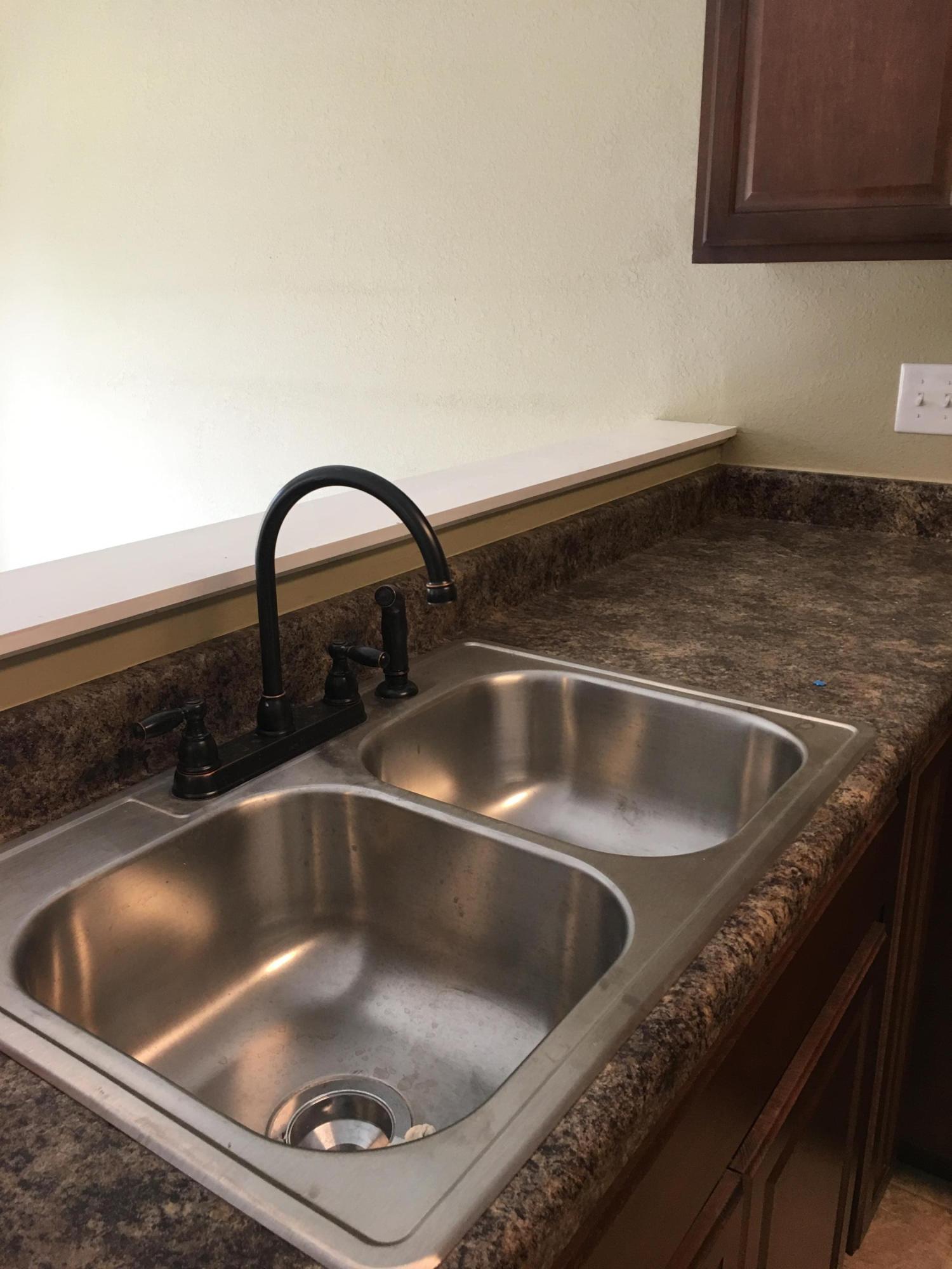 3107 Arthur Walker Road Maryville, TN 37803 - Photo 3 of 12 Stainless sinks