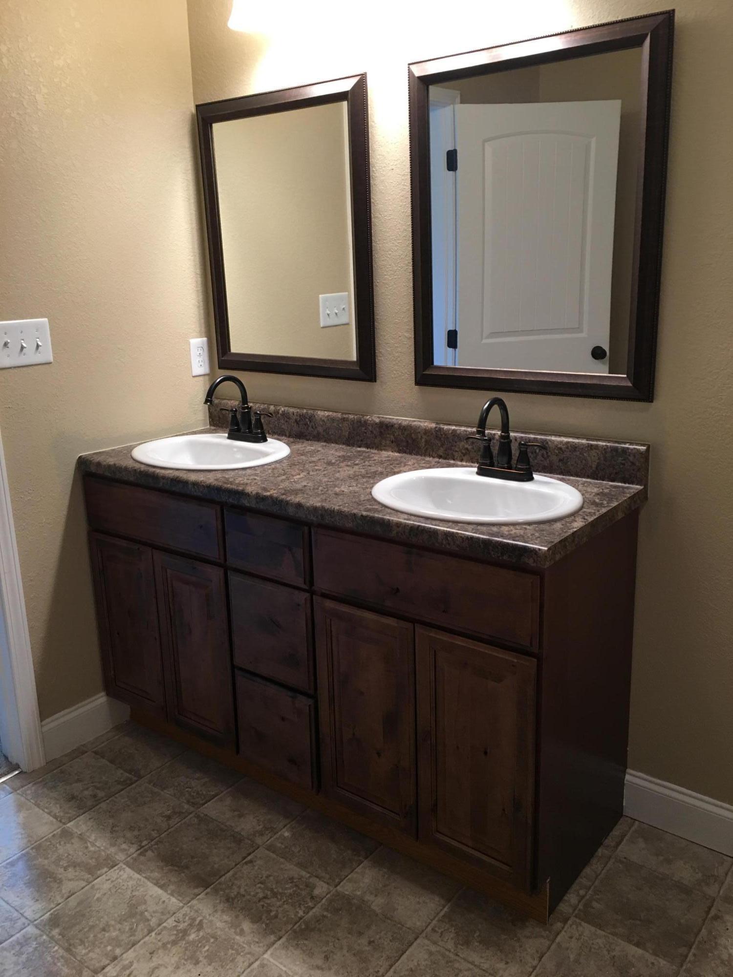 3107 Arthur Walker Road Maryville, TN 37803 - Photo 7 of 12 Master Bath