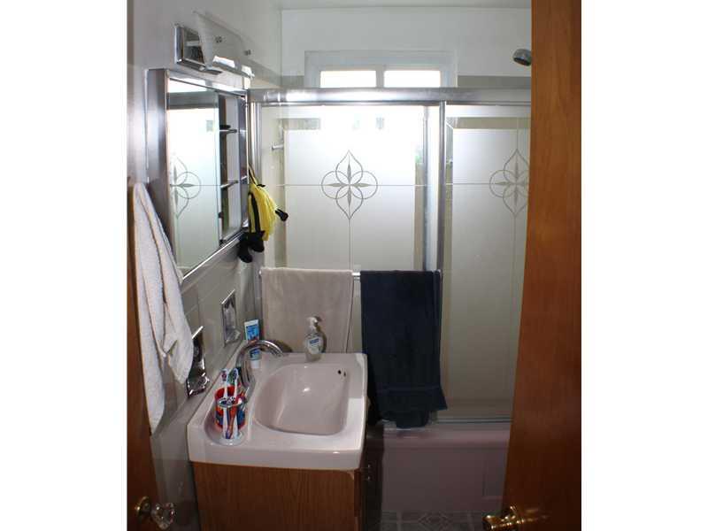 1010 Connor Road Mt. Lebanon, PA 15234 - Photo 11 of 24 Full Bath. The house has an updated nice size full bath will ceramic tile and glass shower doors.