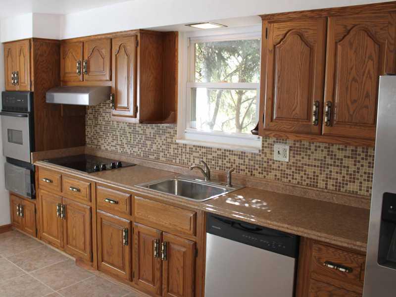 1010 Connor Road Mt. Lebanon, PA 15234 - Photo 6 of 24 Kitchen. The eat-in kitchen offers plenty of cabinet and counter space. All the stainless kitchen appliances are included in the sale. The large convection oven will speed the food to the table.