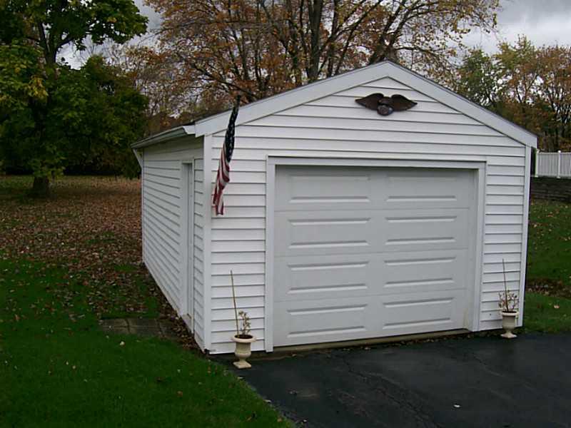 229 South Duffy Road Butler, PA 16001 - Photo 3 of 21 Exterior Front.