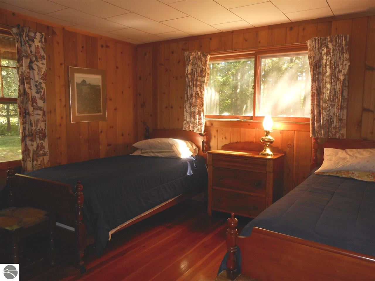 6206 Karlin Road Interlochen, MI 49643 - Photo 14 of 36 1775851-13.JPG