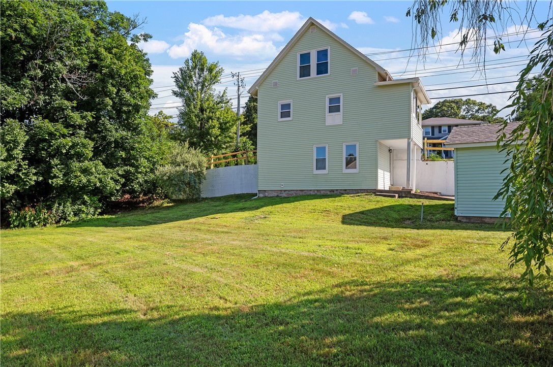 4096 Mendon Road Cumberland, RI 02864 - Photo 31 of 32