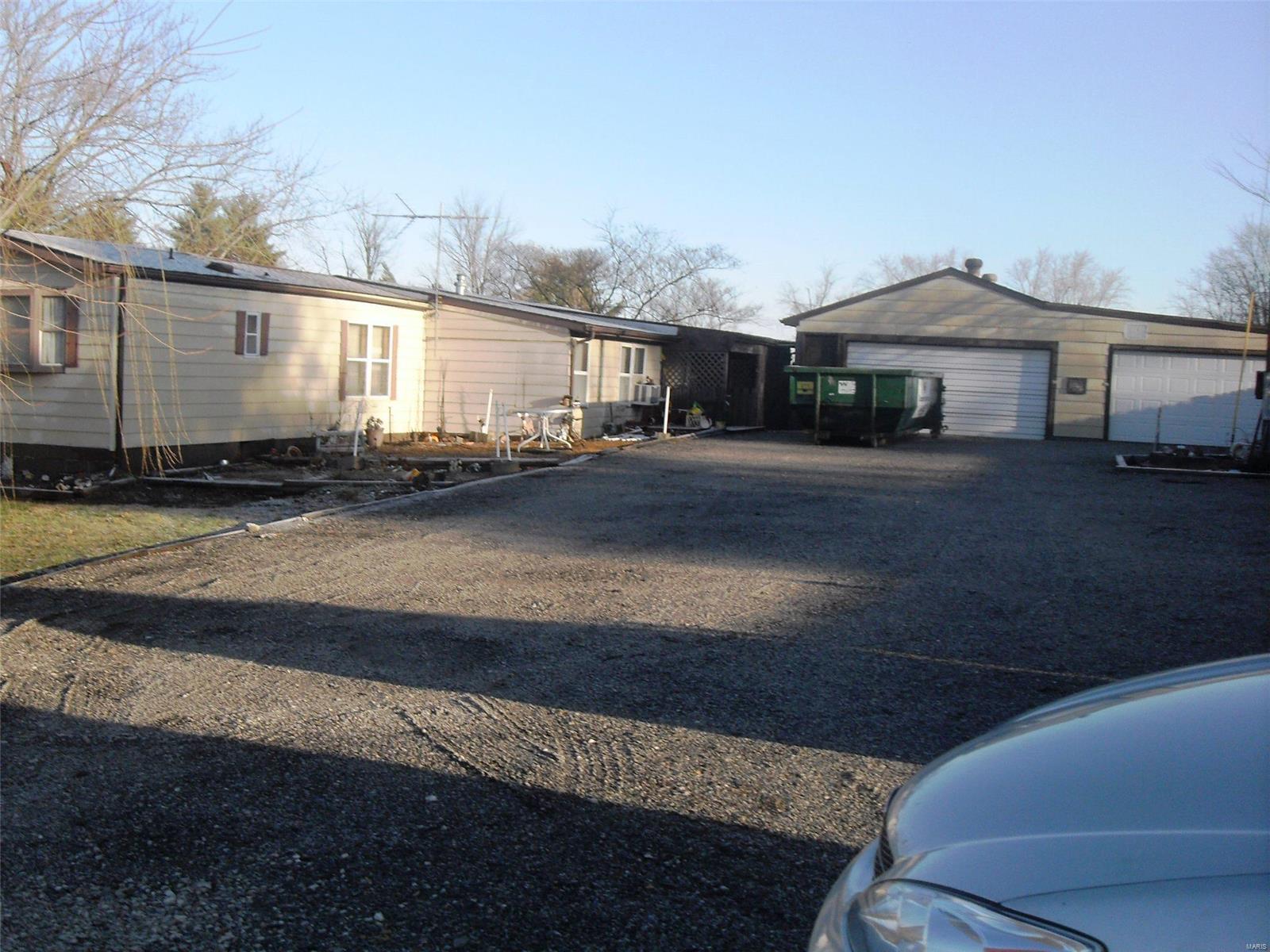 20928 Meadow View Road Highland, IL 62249 - Photo 18 of 24