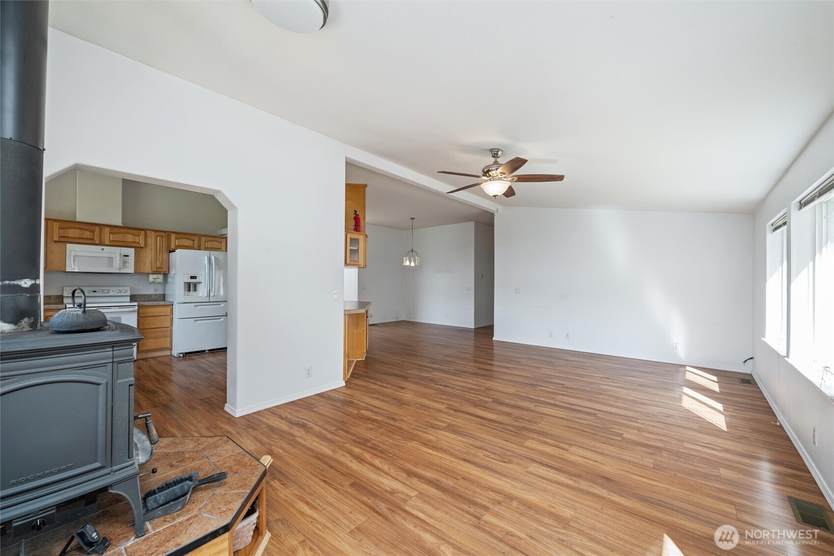 1215 East Smith Road Bellingham, WA 98226 - Photo 11 of 40 Gallery Image 11