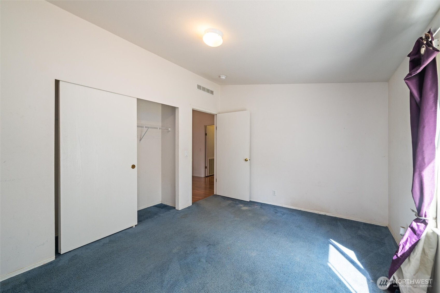 1215 East Smith Road Bellingham, WA 98226 - Photo 17 of 40 Gallery Image 17