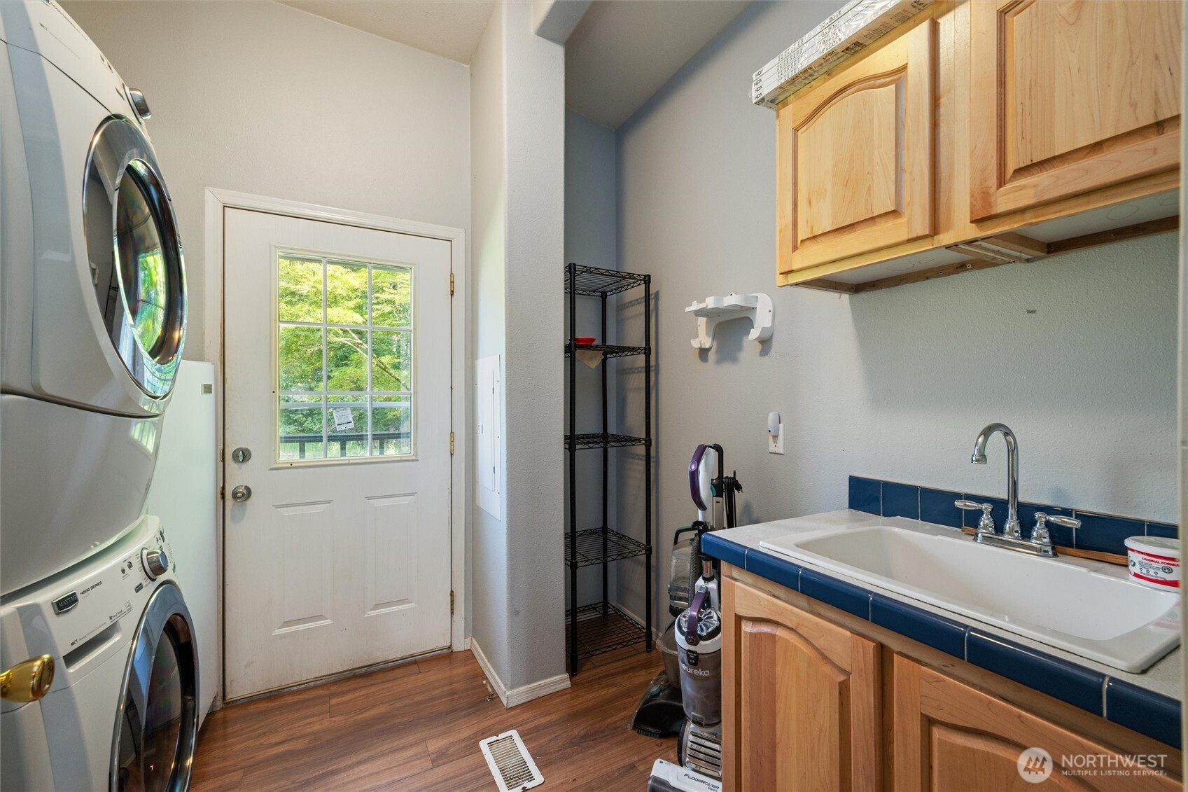 1215 East Smith Road Bellingham, WA 98226 - Photo 18 of 40 Gallery Image 18