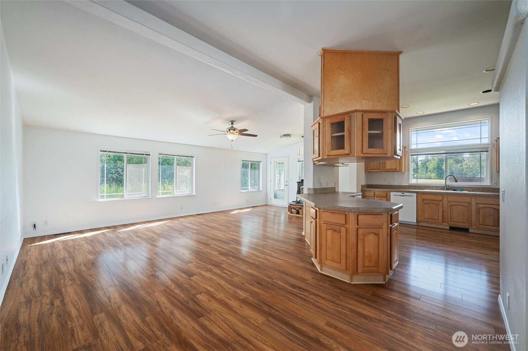 1215 East Smith Road Bellingham, WA 98226 - Photo 4 of 40 Gallery Image 4