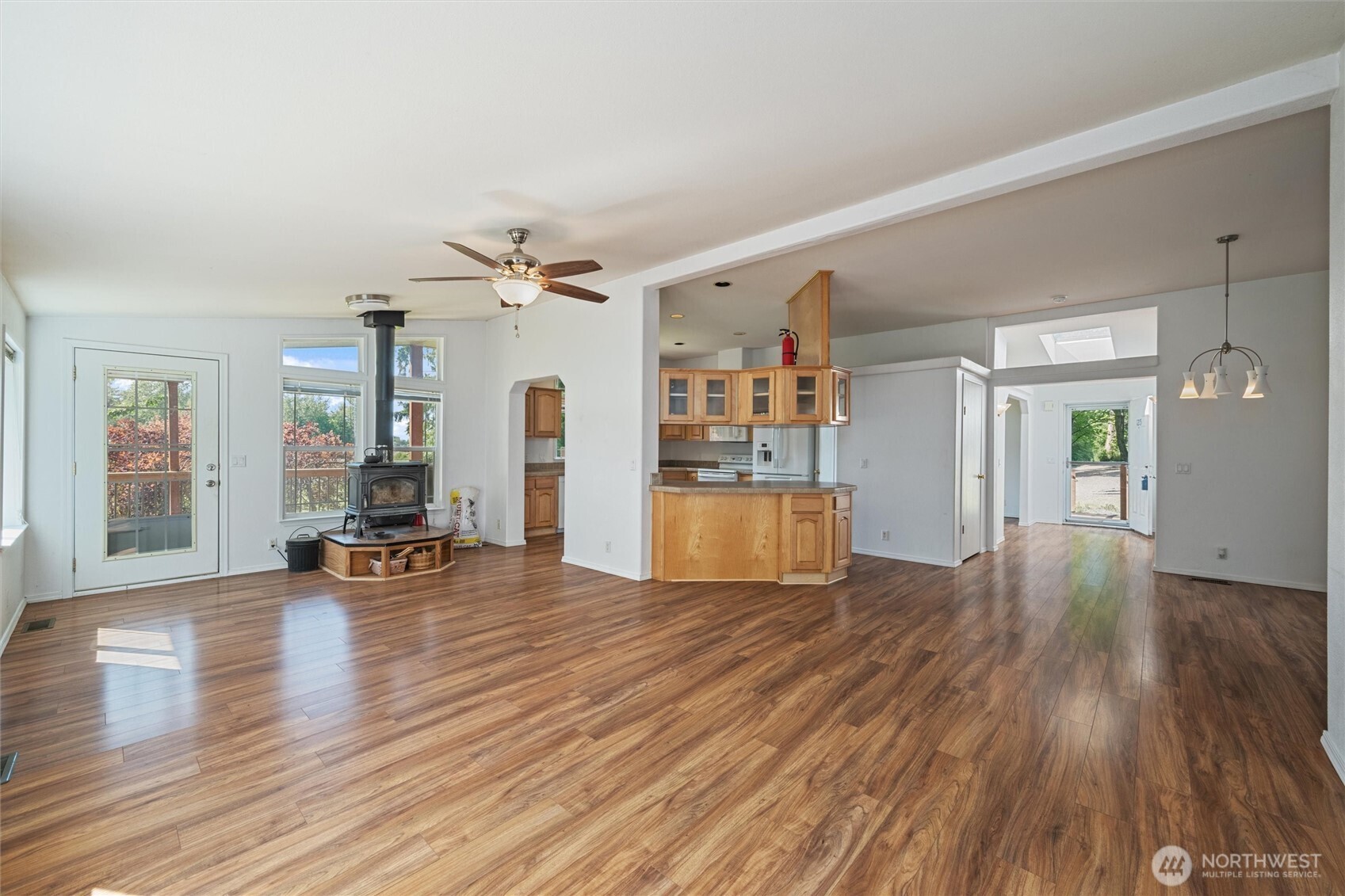 1215 East Smith Road Bellingham, WA 98226 - Photo 5 of 40 Gallery Image 5