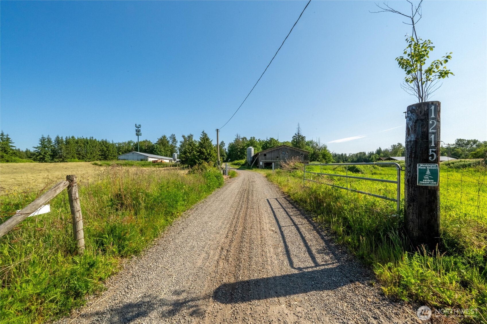 1215 East Smith Road Bellingham, WA 98226 - Photo 6 of 40 Gallery Image 6