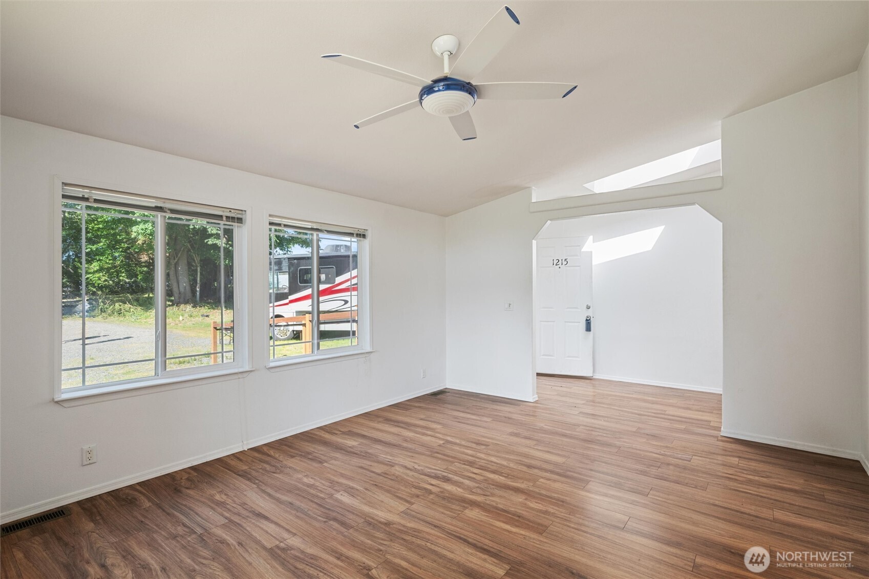 1215 East Smith Road Bellingham, WA 98226 - Photo 8 of 40 Gallery Image 8