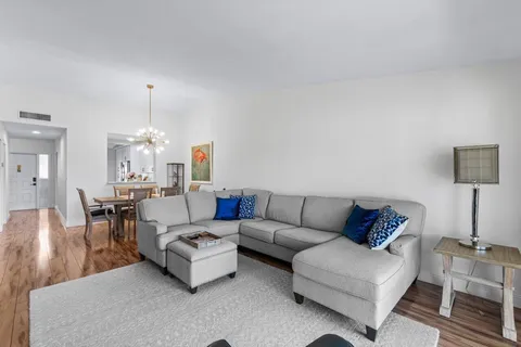 $325,000 | 5120 Golfview Court, Unit 1722, Delray Beach, FL 33484
