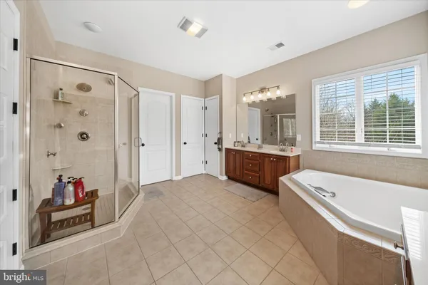 $989,000 | 107 Bohemia Mill Pond Drive, Middletown, DE 19709