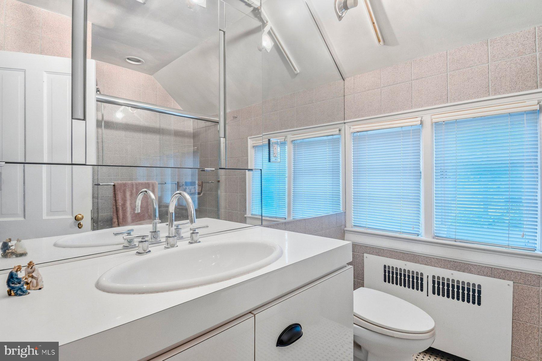 1213 Roundhill Road Baltimore, MD 21218 - Photo 19 of 41 Gallery Image 19