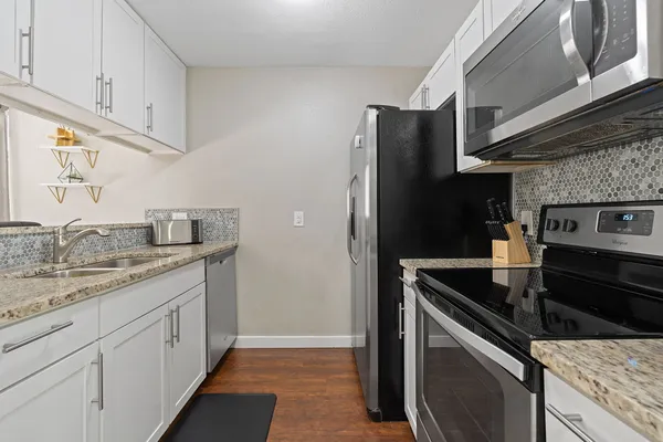 $2,000 | 1906 Valley Hill Circle, Unit A, Austin, TX 78741