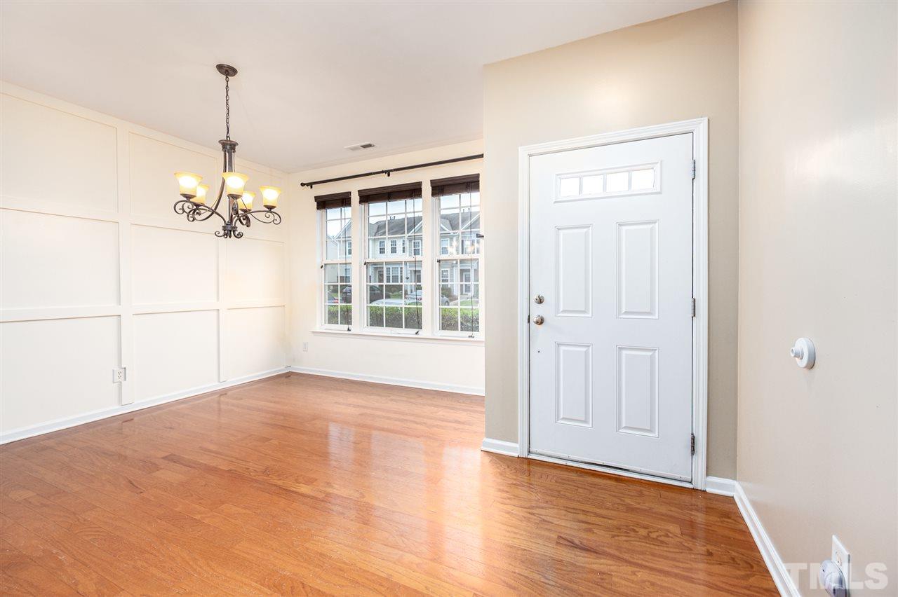 7856 Silverthread Lane Raleigh, NC 27617 - Photo 4 of 24
