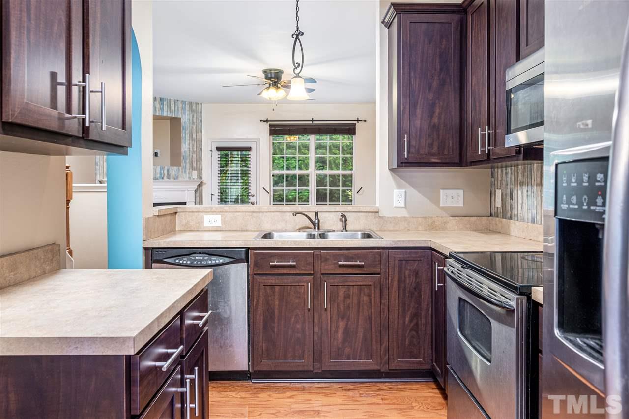 7856 Silverthread Lane Raleigh, NC 27617 - Photo 8 of 24