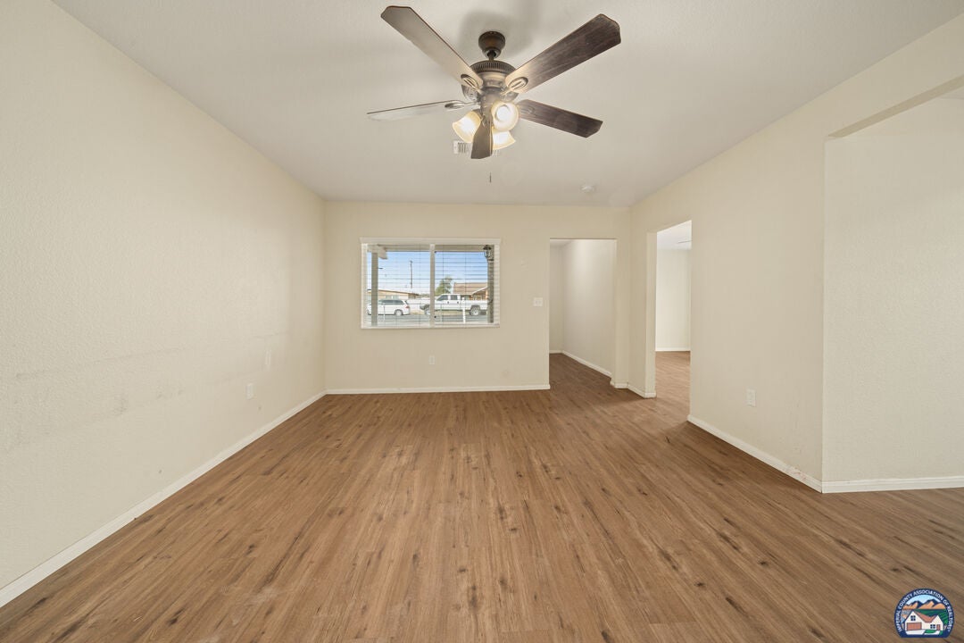 508 North E Street Imperial, CA 92251 - Photo 5 of 41 Gallery Image 5