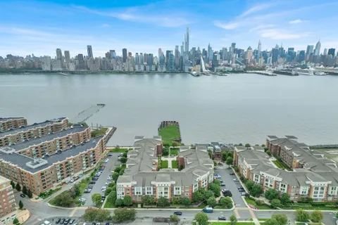 $525,000 | 24 Ave At Port Imperial, Unit 230, West New York, NJ 07093