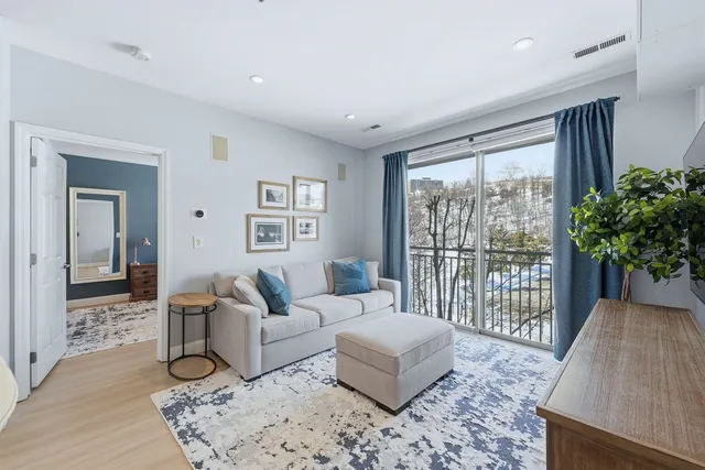 $549,000 | 24 Ave At Port Imperial, Unit 230, West New York, NJ 07093