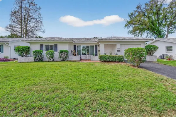$389,000 | 14362 93rd Avenue North, Seminole, FL 33776