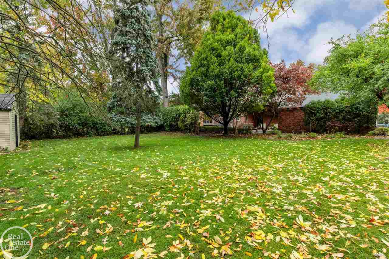 1901 Severn Road Grosse Pointe, MI 48236 - Photo 37 of 37 Wonderful Double lot