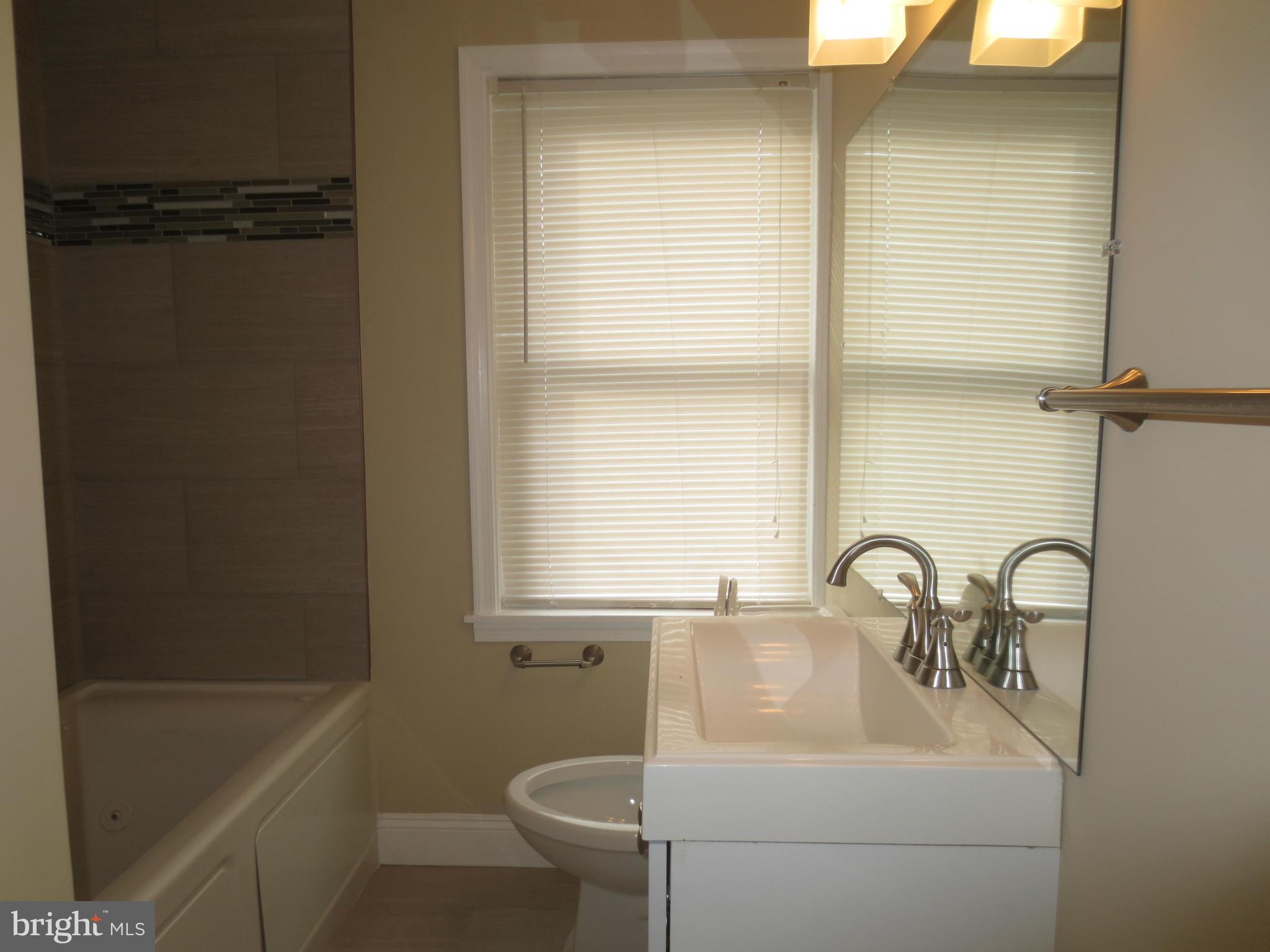 3807 Monterey Road Baltimore, MD 21218 - Photo 11 of 29 Modern Design